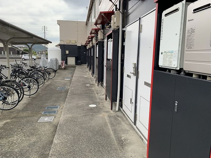 レオパレスＹＯＳＨＩＫＩ 共用部分