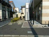 レオパレスフェーヴ 駐車場