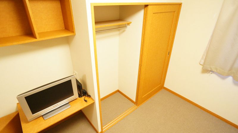 レオパレスむとべ 居間