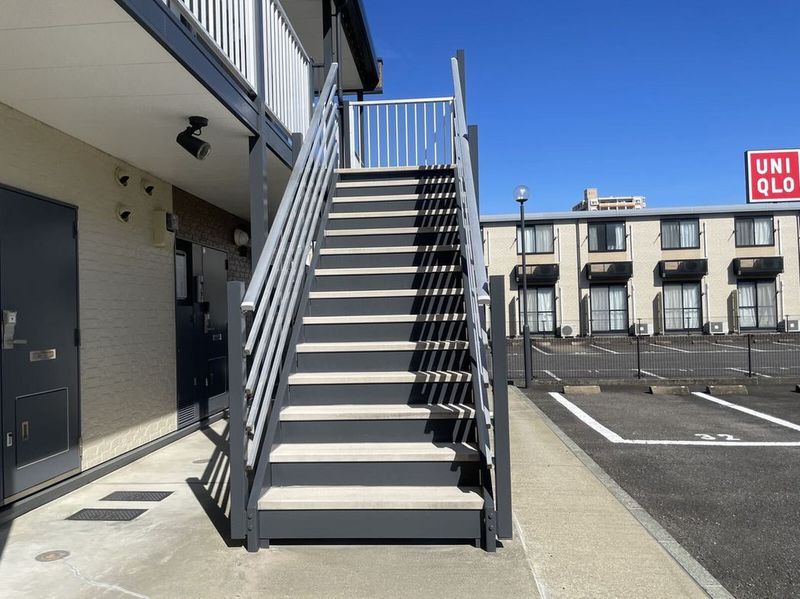 leopalace OASIS Entrance