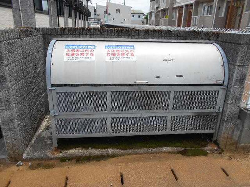 レオパレスイヴ 共用部分