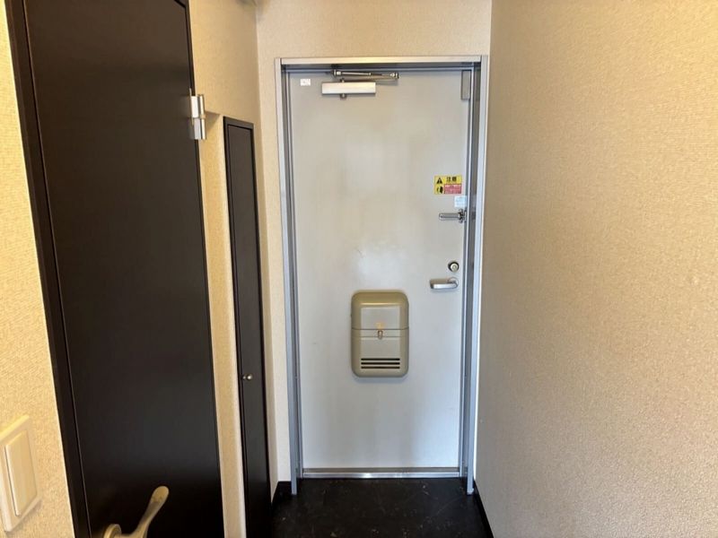 レオネクストブラザーズハイツ 玄関