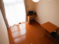 レオパレス平 居間