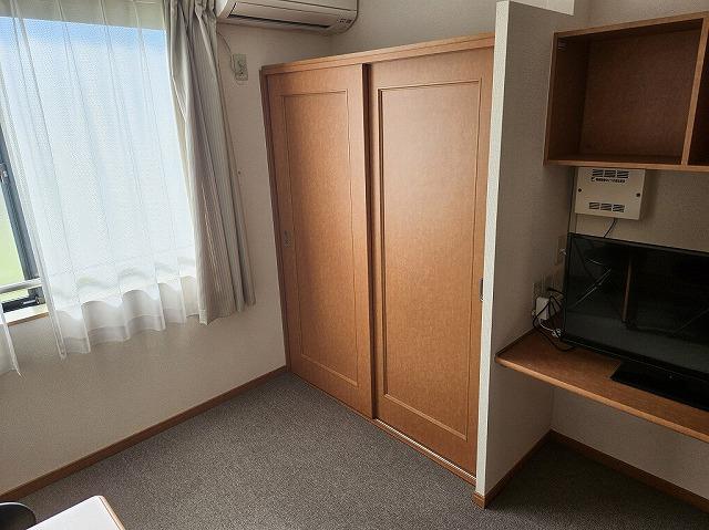 レオパレスウッズ春日 209号室 5