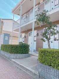 レオパレスユバ エントランス