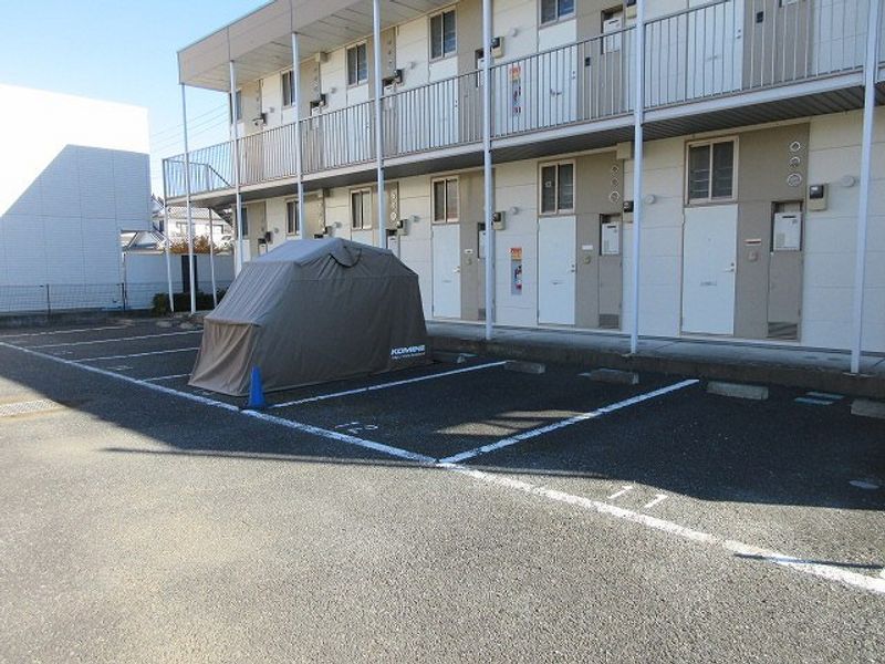 レオパレスエクセル 駐車場