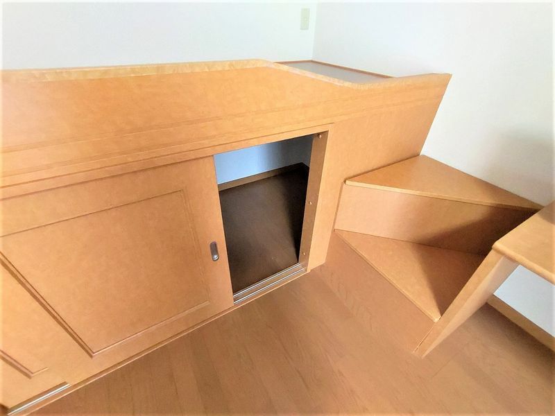 レオパレス山下 収納