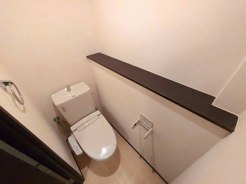 CLEINO Hikari Residence Toilet