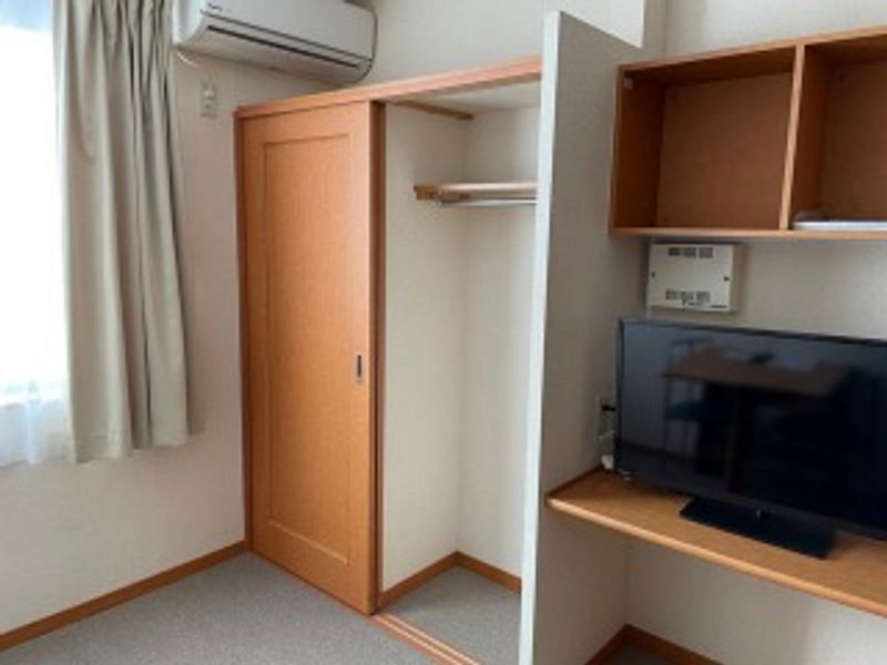 レオパレスフローラル 収納