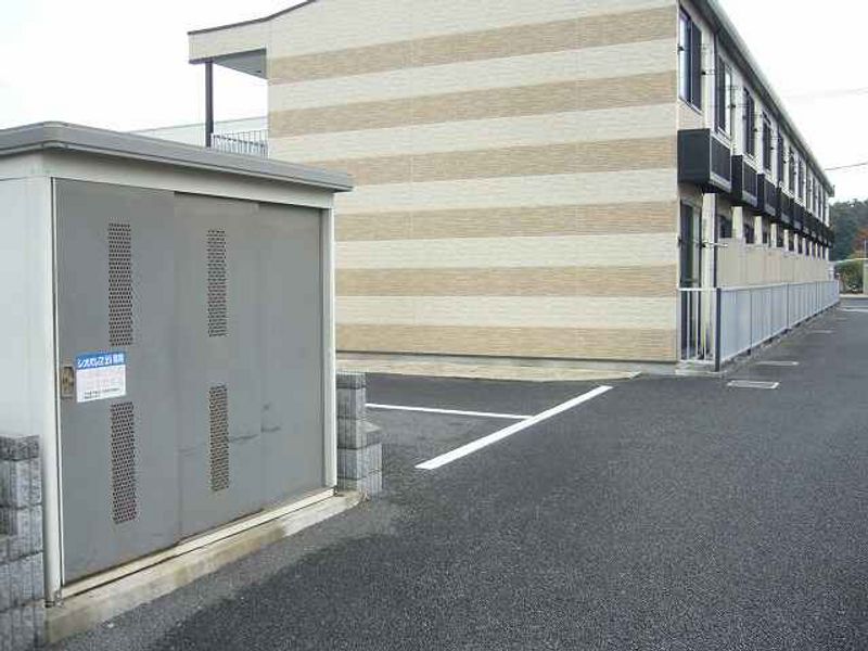 レオパレスサンホームⅡ エントランス