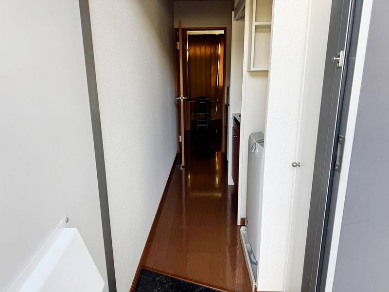 レオパレスウェルスｔｅｎⅡ 玄関