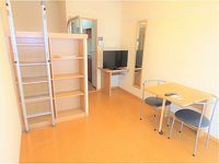 レオパレスメルベーユ 居間