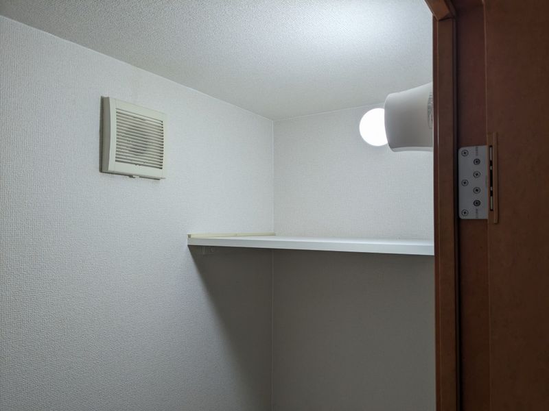 レオパレスＳ　ＣＯＵＲＴ 収納