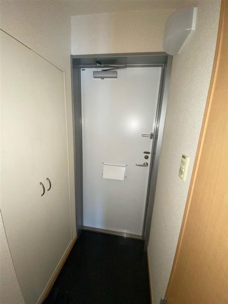 leopalace Thirteen Stone Entrance