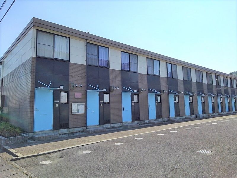レオパレス東屋島 外観