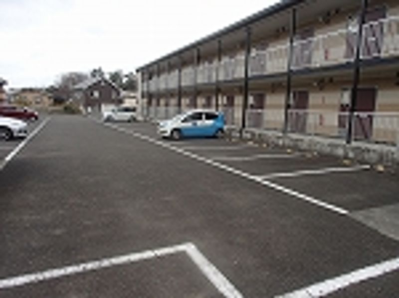 レオパレス仙台青葉Ⅰ 駐車場