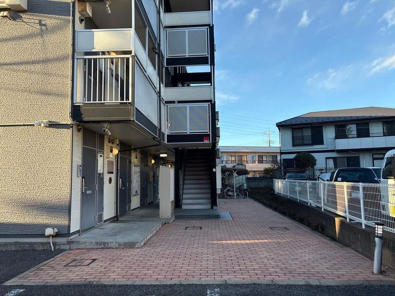 leopalace Thankful Court Entrance