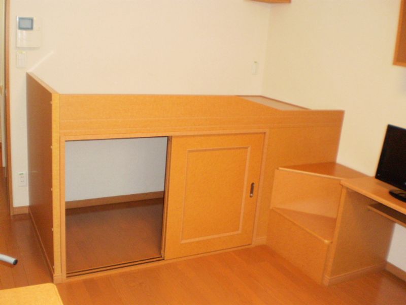 レオパレスアラモードⅡ 収納