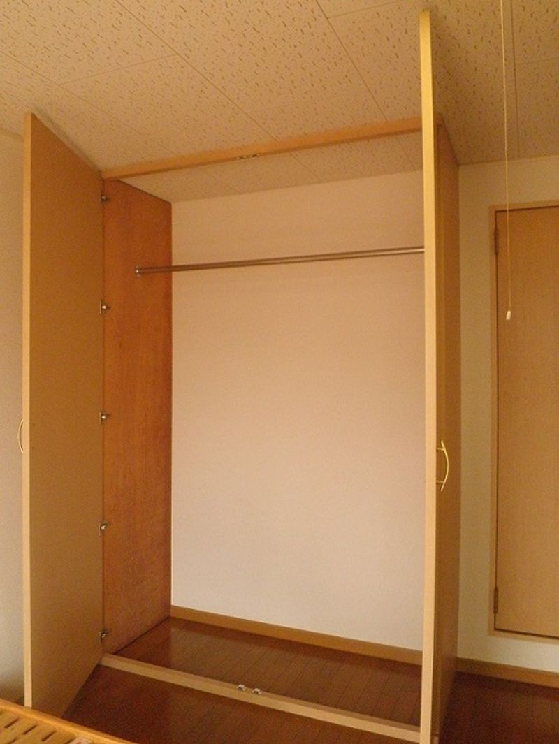レオパレスエスペランサ 収納
