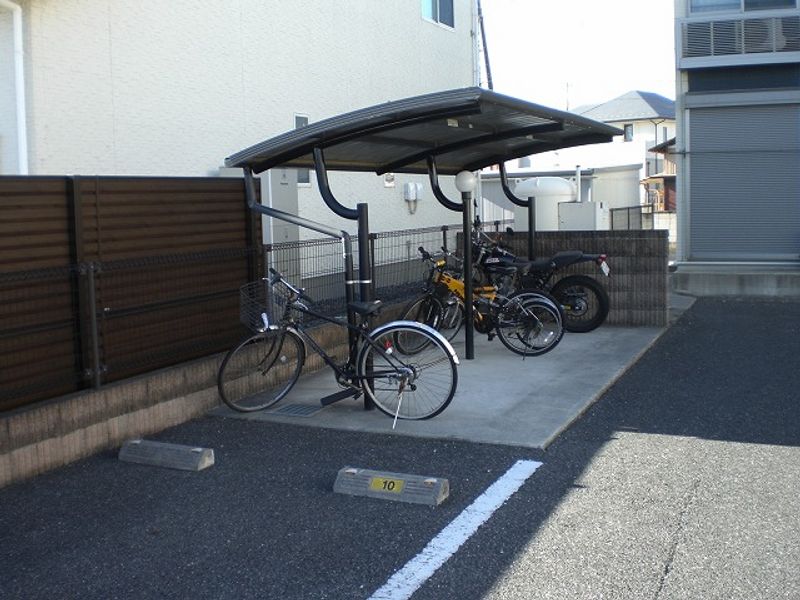 レオネクストラパン美園Ａ 共用部分