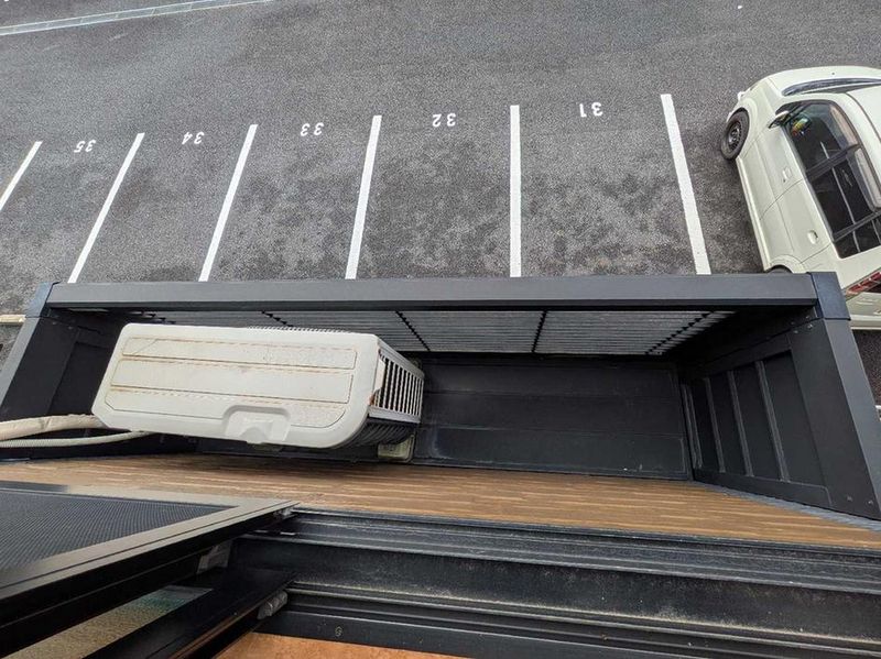 leopalace MIA Ban công