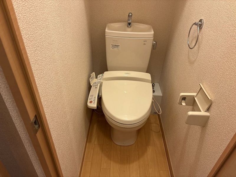 レオパレスさざんか トイレ
