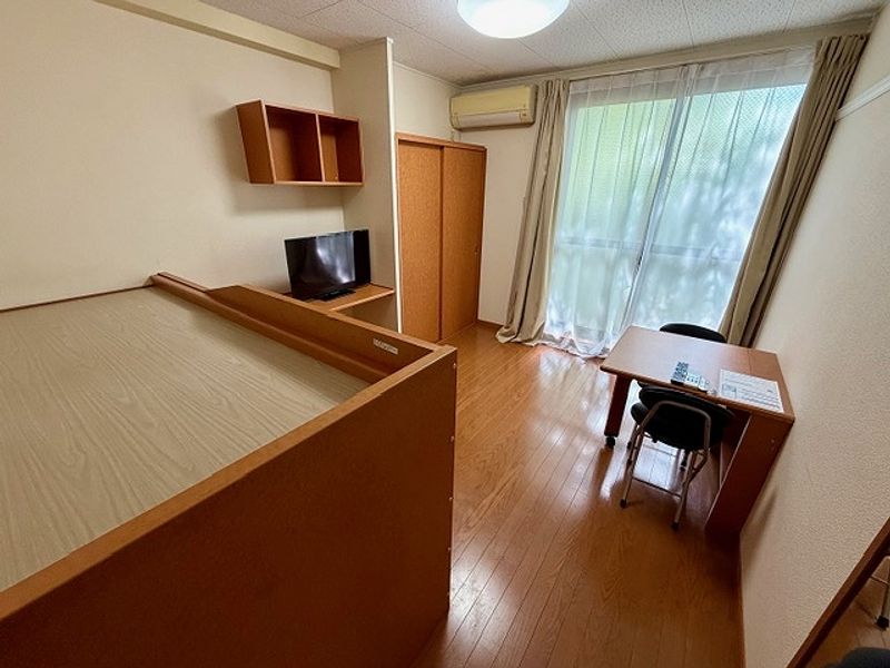 レオパレスベルヴィル 居間