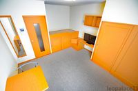 レオパレス屋形原 居間