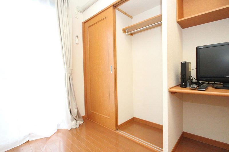 レオパレス陣原 収納