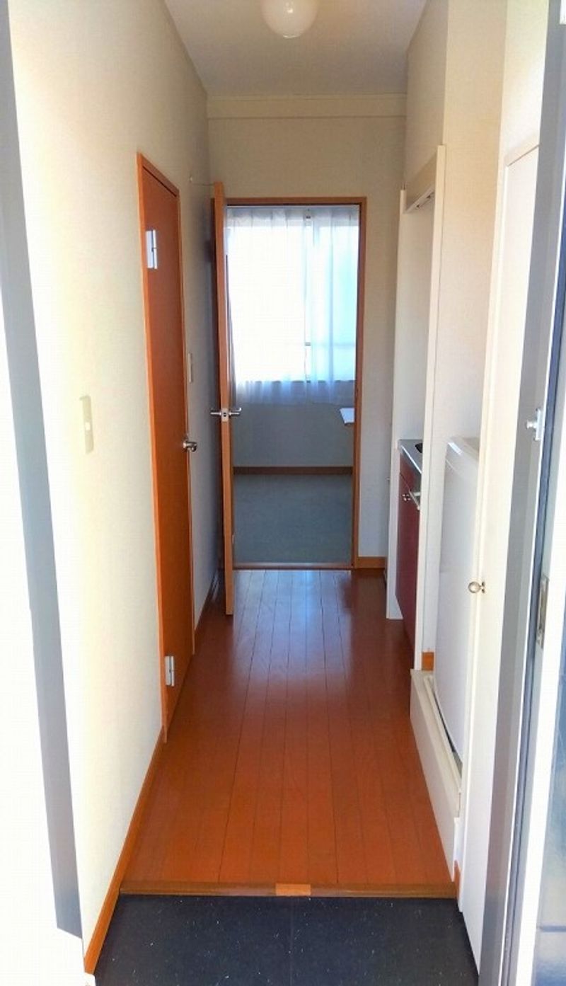 レオパレスコンフォート 玄関