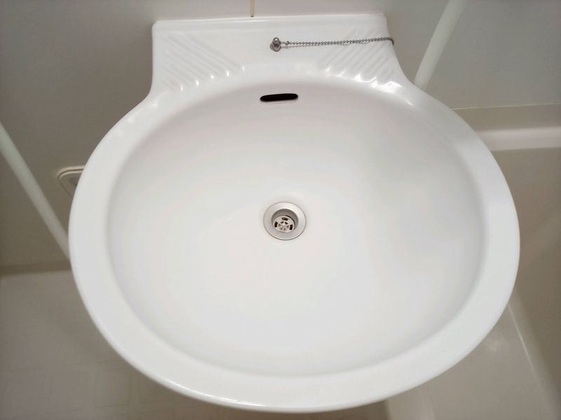 レオパレスコスモスバル 洗面台