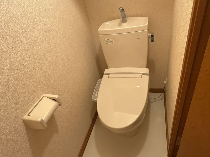 レオパレスＨｏｍｅ１００ トイレ