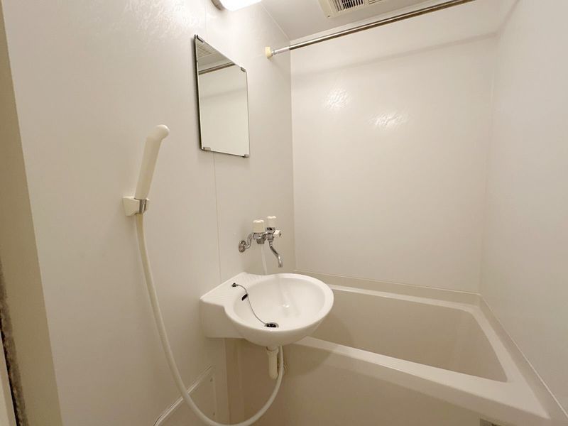 レオパレスサウス学南町 洗面台