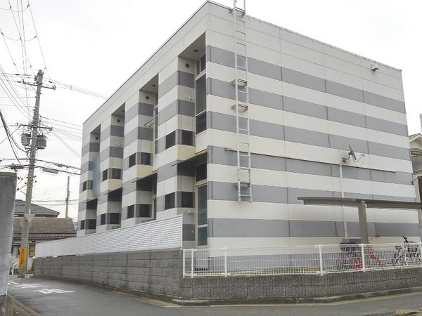 レオパレス浜寺石津 外観