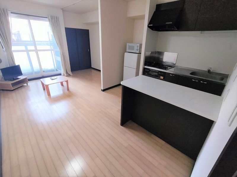 レオネクスト都原 居間