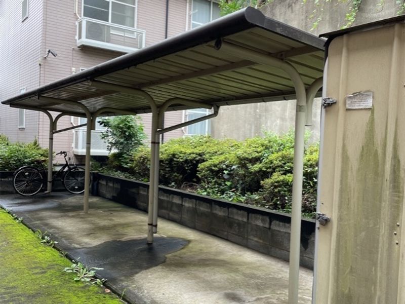 レオパレス鶴間アイリスⅡ 共用部分