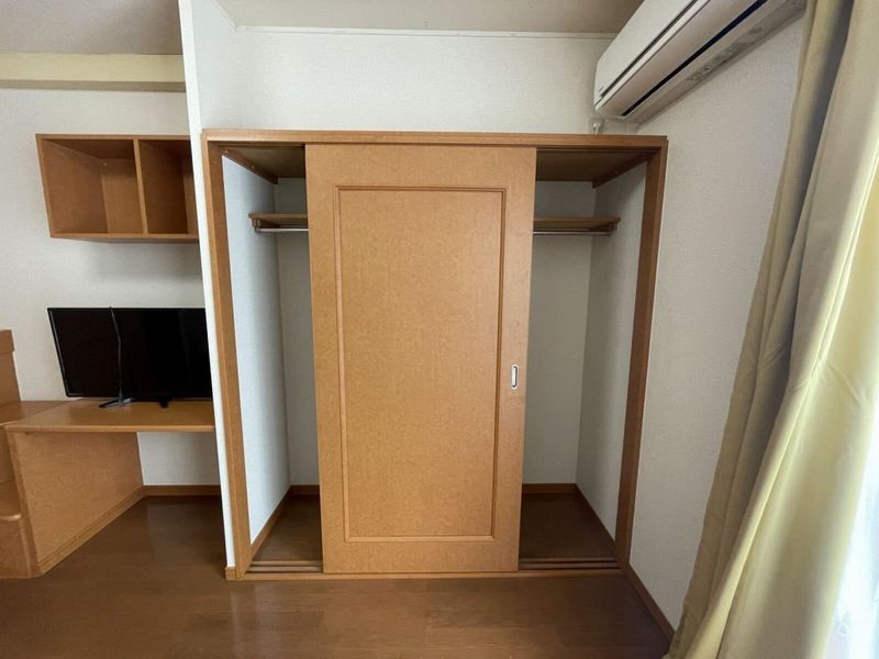 レオパレスルミエールⅢ 収納