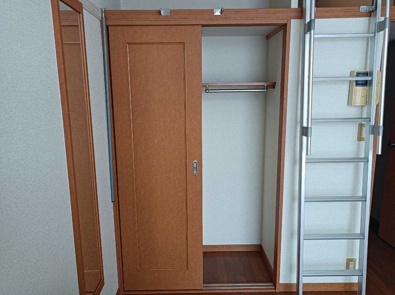 レオパレスジュネス紫原 収納