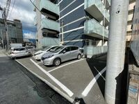 レオネクストＫＡＺＵ 駐車場