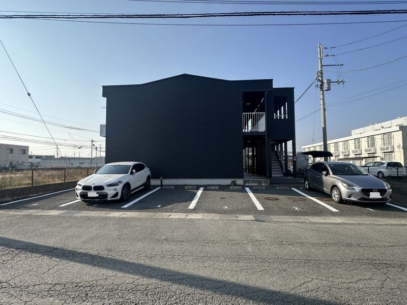 レオパレス小諏訪Ⅲ 駐車場