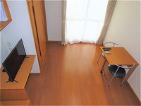 レオパレスフロイデン 居間