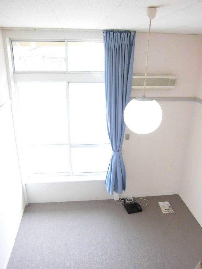 レオパレスクラージュ 居間