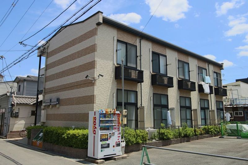 レオパレス生野 外観