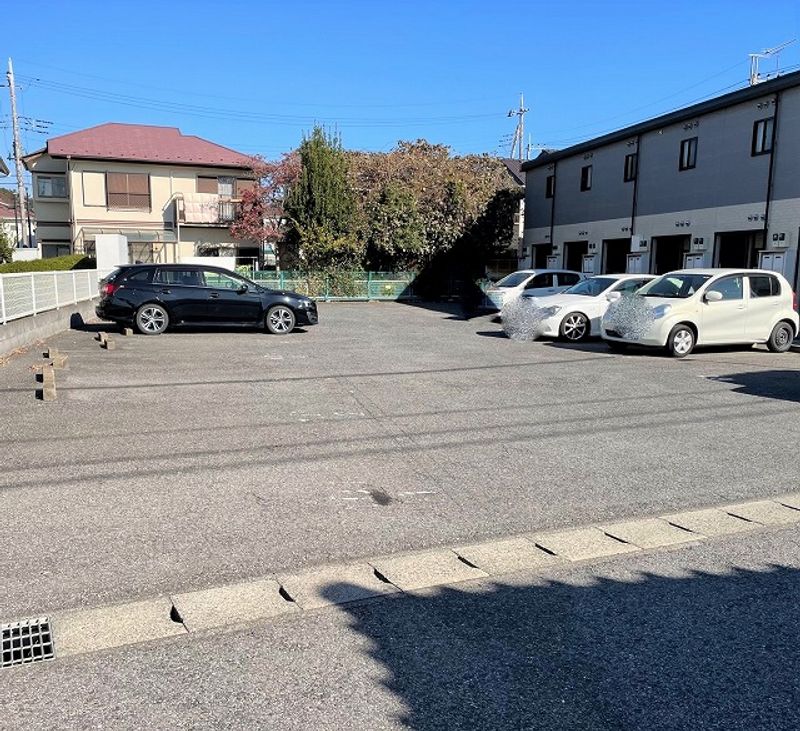 レオパレスグリーンアン 駐車場