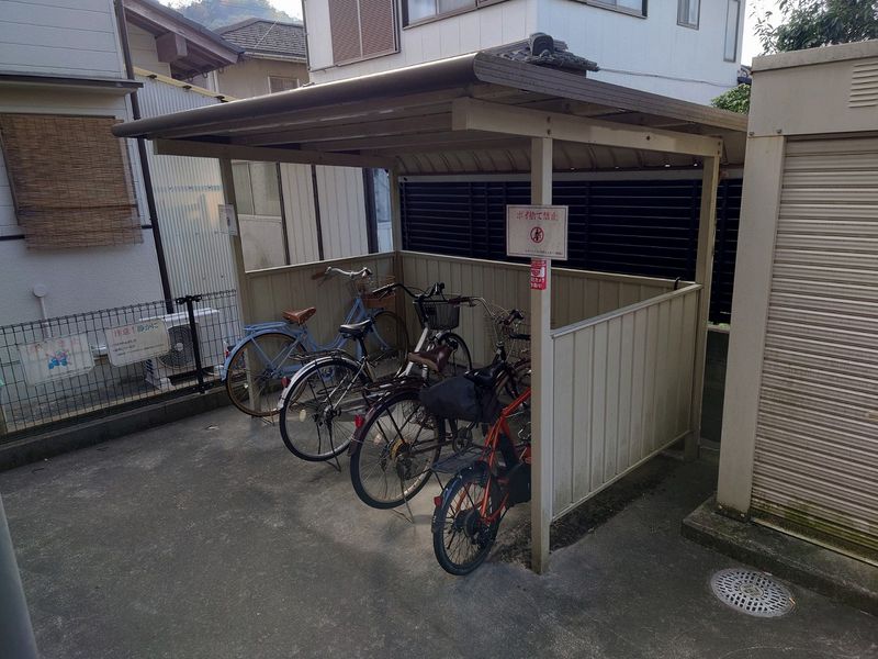 レオパレスクレインコート田中 その他設備
