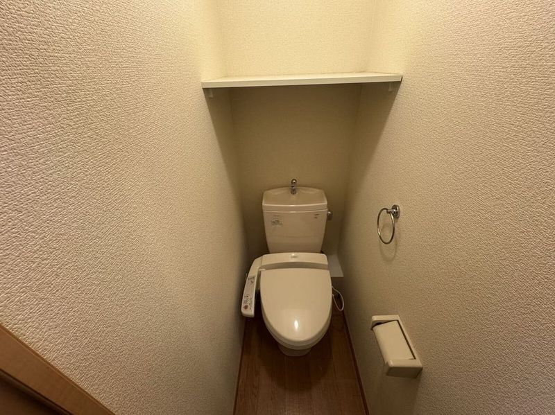 レオパレスフリーデン トイレ