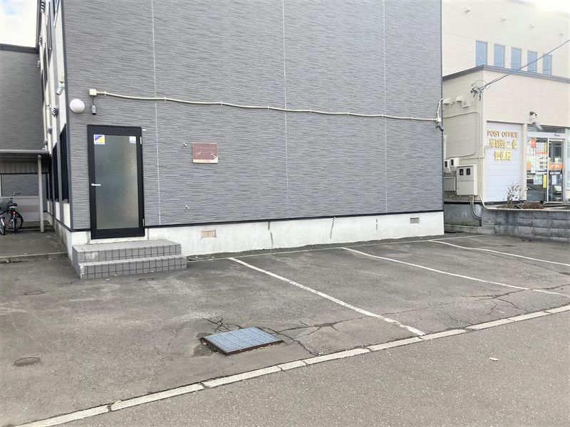 レオパレスベレン　Ⅱ 駐車場