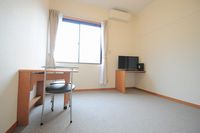 レオパレスみやび 居間