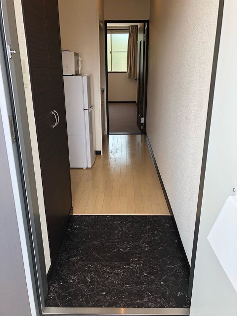 レオネクストトランクィル 玄関