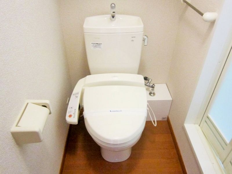 レオパレスリベェール トイレ
